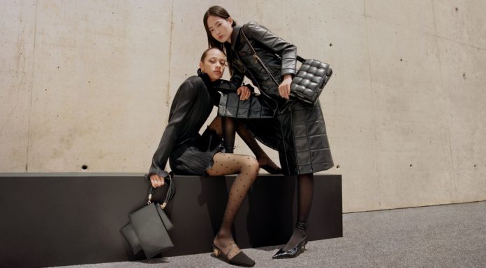 YOOX NET-A-PORTER GROUP raddoppia il team di Personal Shopping e Client Relation YOOX NET-A-PORTER GROUP raddoppia il team di Personal Shopping e Client Relation