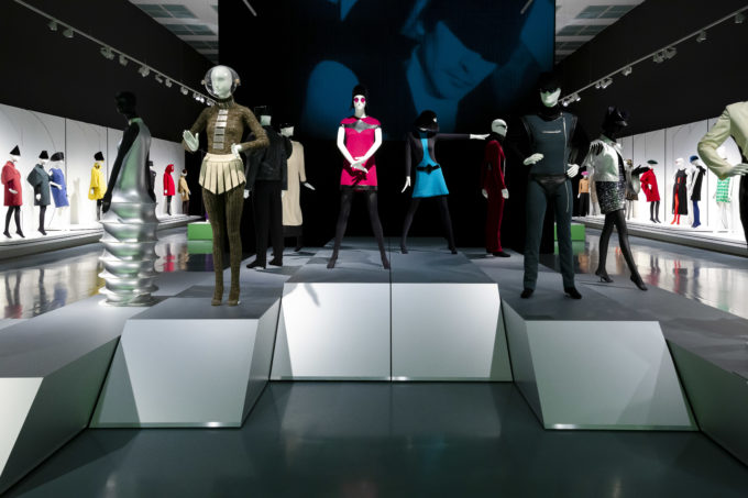 "Pierre Cardin. Fashion Futurist": la grande retrospettiva tedesca dedicata a Cardin | Bonaveri