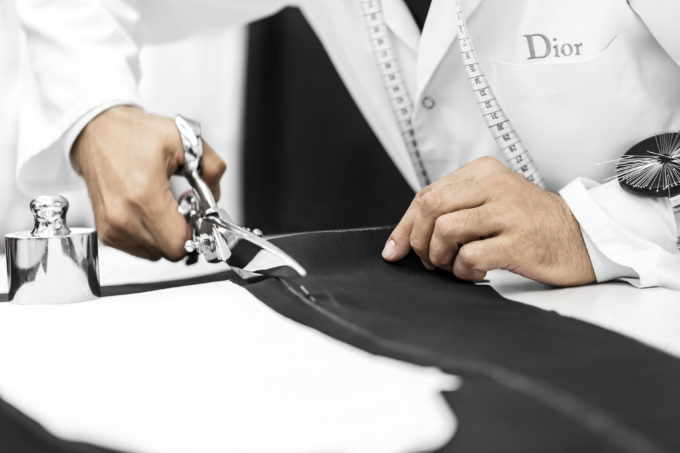 The Savoir-Faire behind the Tailleur Oblique Suit 