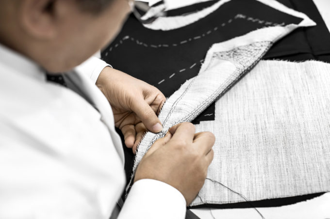 The Savoir-Faire behind the Tailleur Oblique Suit 