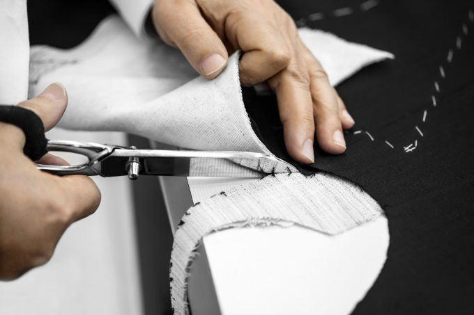 The Savoir-Faire behind the Tailleur Oblique Suit 