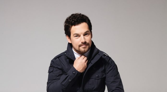 Giacomo Gianniotti Brand Ambassador di Nobis Giacomo Gianniotti Brand Ambassador di Nobis
