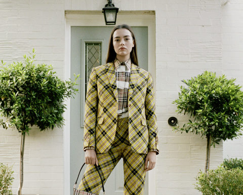 Burberry Spring/Summer 2021 Pre-Collection Lookbook Burberry Spring/Summer 2021 Pre-Collection Lookbook