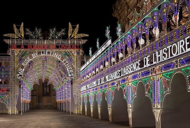 Dior, la sfilata delle meraviglie in Piazza Duomo a Lecce