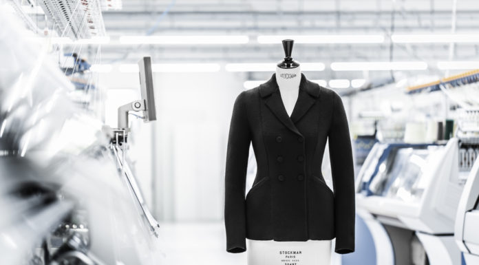 Dior | The Savoir-faire of the ‘Bar’ jacket in a new knit version Savoir-faire of the knitted ‘Bar’ jacket