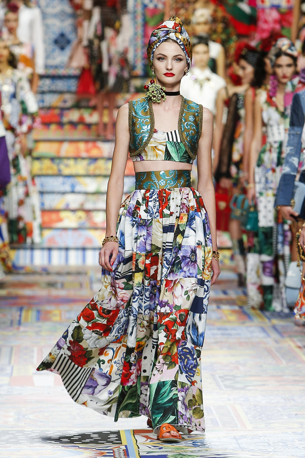 Dolce Gabbana e il patchwork di Sicilia Fashionpress it