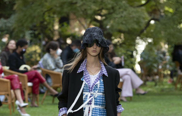 Philosophy di Lorenzo Serafini Primavera/Estate 2021 Philosophy di Lorenzo Serafini Primavera Estate 2021