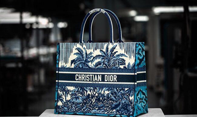 Dior Book Tote Palms Savoir-Faire Dior Book Tote Palms Savoir-Faire fashionpress.it