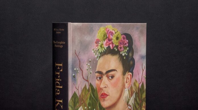The Pain and Passion of Frida Kahlo in an XXL edition The Pain and Passion of Frida Kahlo in an XXL edition
