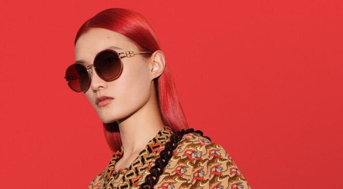 Burberry introduces its Lunar New Year 2022 campaign Burberry introduces its Lunar New Year 2022 campaign