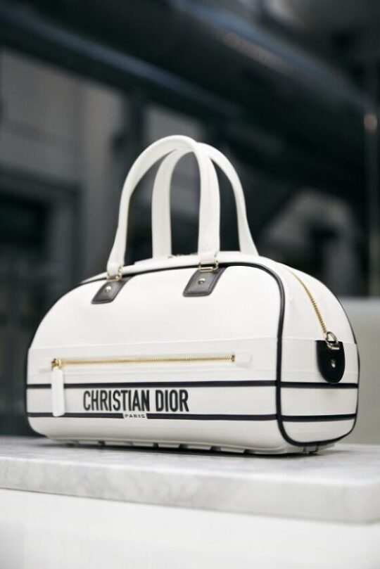 Dior presents the Savoir-Faire Behind the ‘Dior Vibe Bowling’ Bag