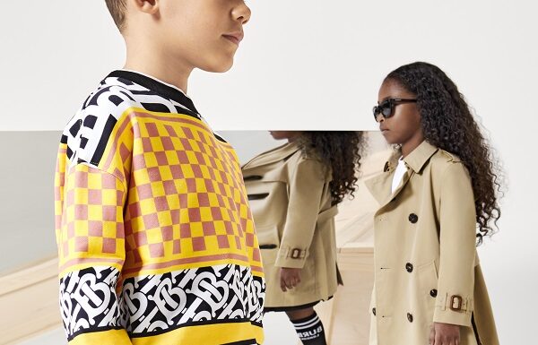 Burberry introduces its Spring/Summer 2022 Childrenswear Campaign Burberry introduces its Spring/Summer 2022 Childrenswear Campaign