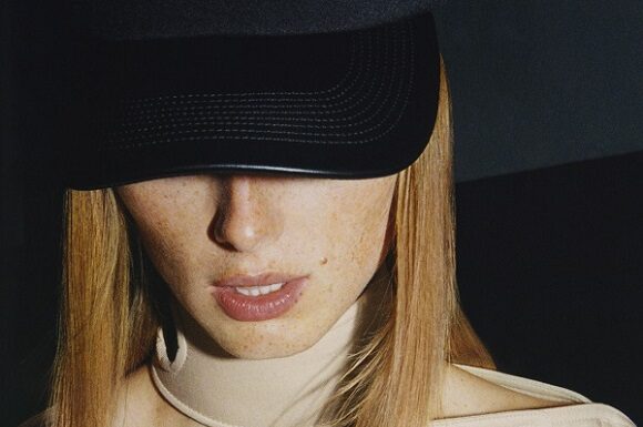 Burberry launches SS22 campaign Burberry launches SS22 campaign