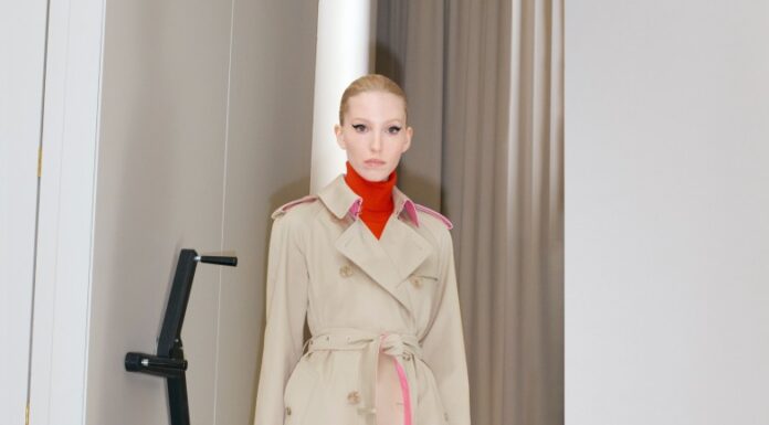 Burberry reveals Modern Rainwear campaign Burberry reveals Modern Rainwear campaign