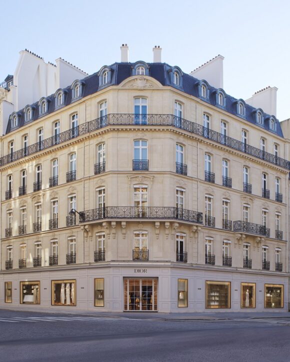 Dior presents a reivented 30 Montaigne