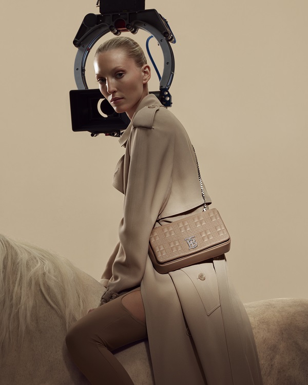 Burberry Introduces the Lola Bag Campaign