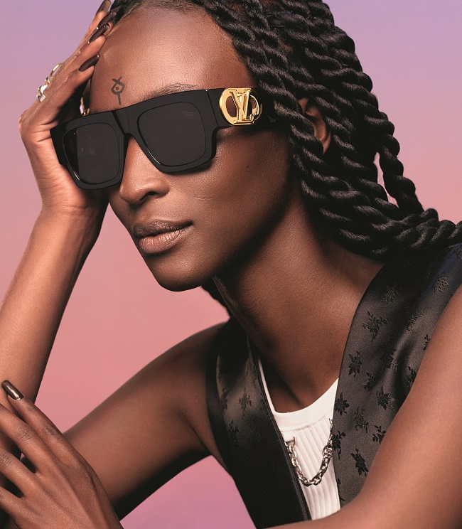 Louis Vuitton - Millie Bobby Brown nella nuova campagna eyewear Primavera-Estate 2022