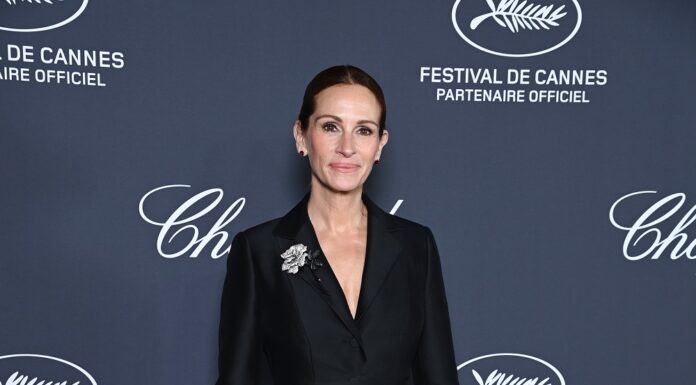 Dior Cannes – Julia Roberts dressed in Dior by Maria Grazia Chiuri Dior Cannes - Julia Roberts dressed in Dior by Maria Grazia Chiuri