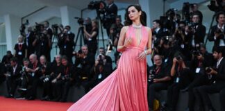 Festival del cinema di Venezia: Ana De Armas in Louis Vuitton