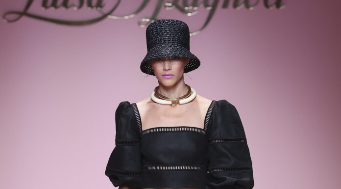 Luisa Spagnoli presenta la SS23 presso il Museo della Permanente a Milano Luisa Spagnoli SS23