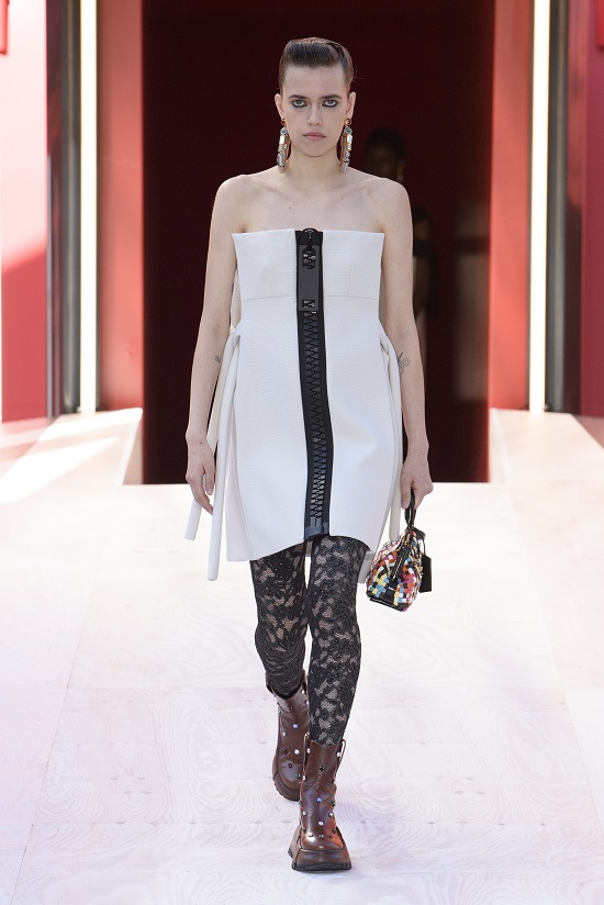 #LVSS23 Nicolas Ghesquière presents his Spring-Summer 2023 Women’s Collection in Paris