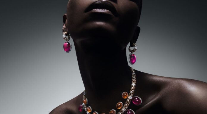Louis Vuitton Unveils ‘Deep Time’ High Jewelry Collection Louis Vuitton presenta la nuova collezione di Alta Gioielleria Deep Time