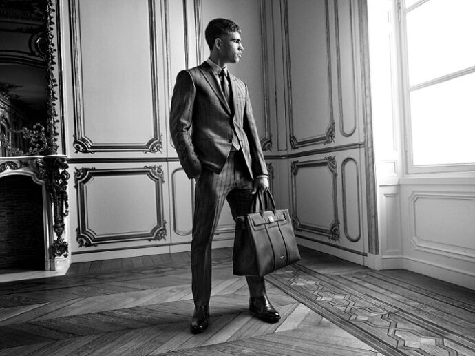 Carlos Alcaraz interpreta la nuova Collezione Formale Uomo di Louis Vuitton