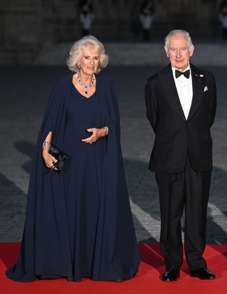 DIOR HC CREATION FOR HER MAJESTY QUEEN CAMILLA © GettyImages 