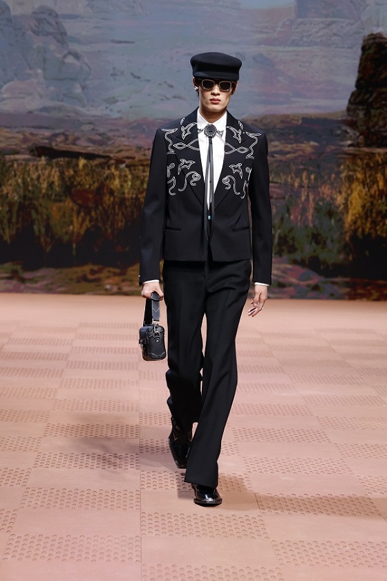 Louis Vuitton Fall 2024 Menswear Collection