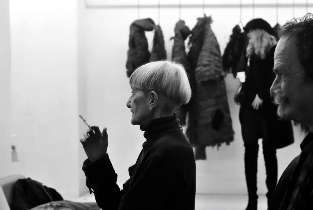 Il Circolo del Design omaggia Alda Farinella e il suo showroom visionario Jana, meta di culto, tra gli anni ‘80 e Duemila, per tutti gli appassionati di moda