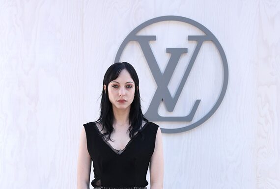 Louis Vuitton svela le nuove décolleté LV Knot Louis Vuitton svela le nuove décolleté LV Knot