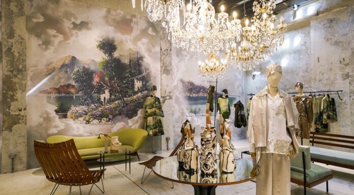 Antonio Marras Fuorisalone 2024 “Il mare dove non si tocca” Antonio Marras Fuorisalone 2024 "Il mare dove non si tocca"