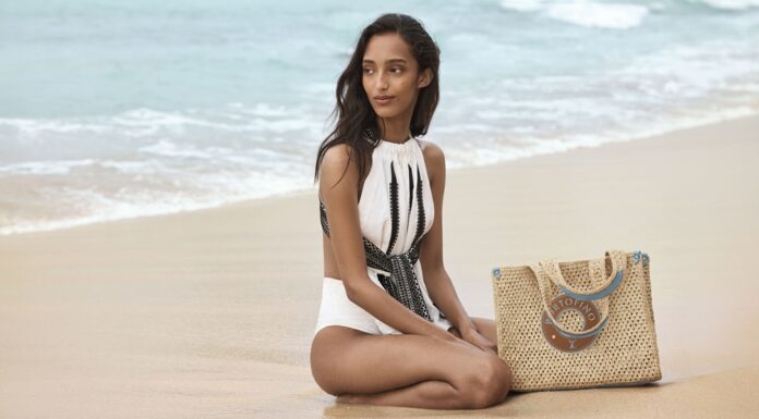 OnTheGo Resort 2025, la nuova borsa di Louis Vuitton Le borse Louis Vuitton Around Me e OnTheGo si trasformano per l'estate, realizzate in rafia naturale con rifiniture in pelle per accompagnare le raffinate creazioni ready-to-wear della collezione.