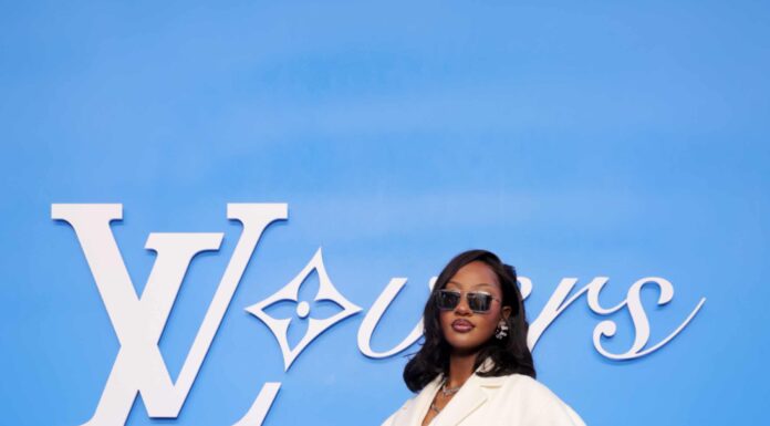 Celebrities at the Louis Vuitton Men’s Spring-Summer 2025 Show at Maison de L’Unesco Celebrities at the Louis Vuitton Men's Spring-Summer 2025 Show at Maison de L'Unesco