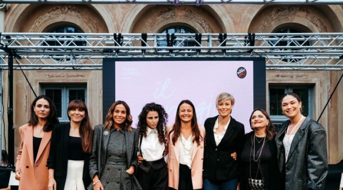 Grande successo a Torino per l’evento benefico “Il coraggio di.” organizzato da Women in Coffee Grande successo a Torino per l'evento benefico “Il coraggio di.” organizzato da Women in Coffee
