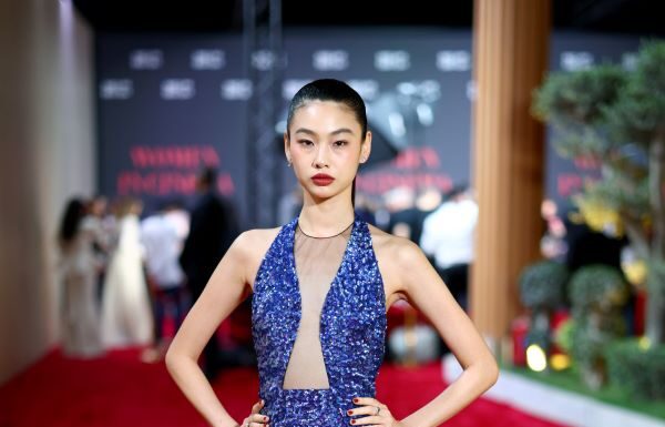 Hoyeon Wore Louis Vuitton To The Women In Cinema Event Hoyeon wears custom Louis Vuitton to the Women In Cinema gala during the 2024 Red Sea International Film Festival