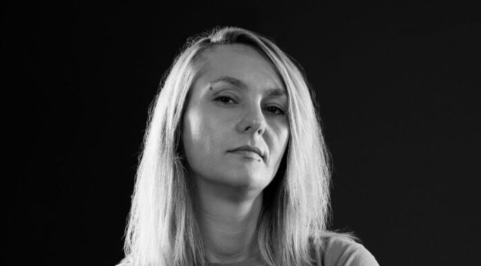 Intervista Esclusiva a Sylwia Szymczyk: la pioniera del Fashion-Tech che sta riscrivendo le regole della moda con AI, 3D Design e On-Demand Manufacturing Intervista Esclusiva a Sylwia Szymczyk: la pioniera del Fashion-Tech che sta riscrivendo le regole della Moda con AI, 3D Design e On-Demand Manufacturing