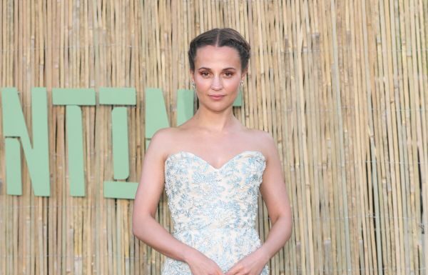 Alicia Vikander wears custom Louis Vuitton and High Jewelry to The Serpentine Gallery Summer Party 2025 Alicia Vikander wears custom Louis Vuitton and High Jewelry to The Serpentine Gallery Summer Party 2025
