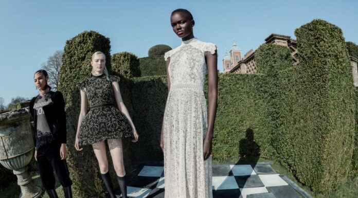 Dior’s Fall‑Winter 2025–26 Campaign by Tim Walker reinvents elegance through surreal distortion Dior’s Fall‑Winter 2025–26 Campaign by Tim Walker Reinvents Elegance Through Surreal Distortion