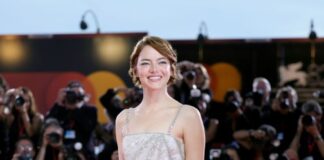 Emma Stone ha indossato un look custom made e gioielli Louis Vuitton per il Festival del Cinema di Venezia