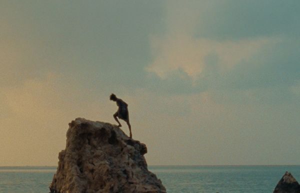 BRAVÒ presents: “Man of the Cave” online premiere BRAVÒ presents Man of the Cave online premiere