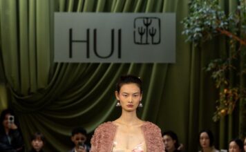 HUI SS26 Fashion Show Hui Milano SS26 Fashionpress.it