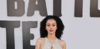 Red carpet moments. Chase Infiniti at the "One Battle After Another" premiere in a custom dress by Nicolas Ghesquière.