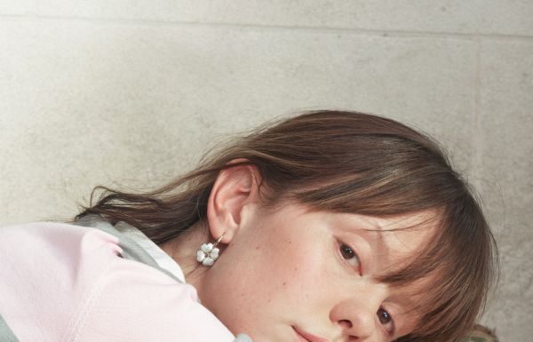 Dior reveals its new Ambassador: Mia Goth Dior reveals its new Ambassador: Mia Goth