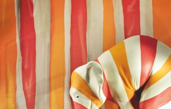 Louis Vuitton unveils the new edition of ‘From Louis to Vuitton,’ which definitively opens the doors to the history of the Maison. Louis Vuitton unveils the new edition of 'From Louis to Vuitton,' which definitively opens the doors to the history of the Maison.