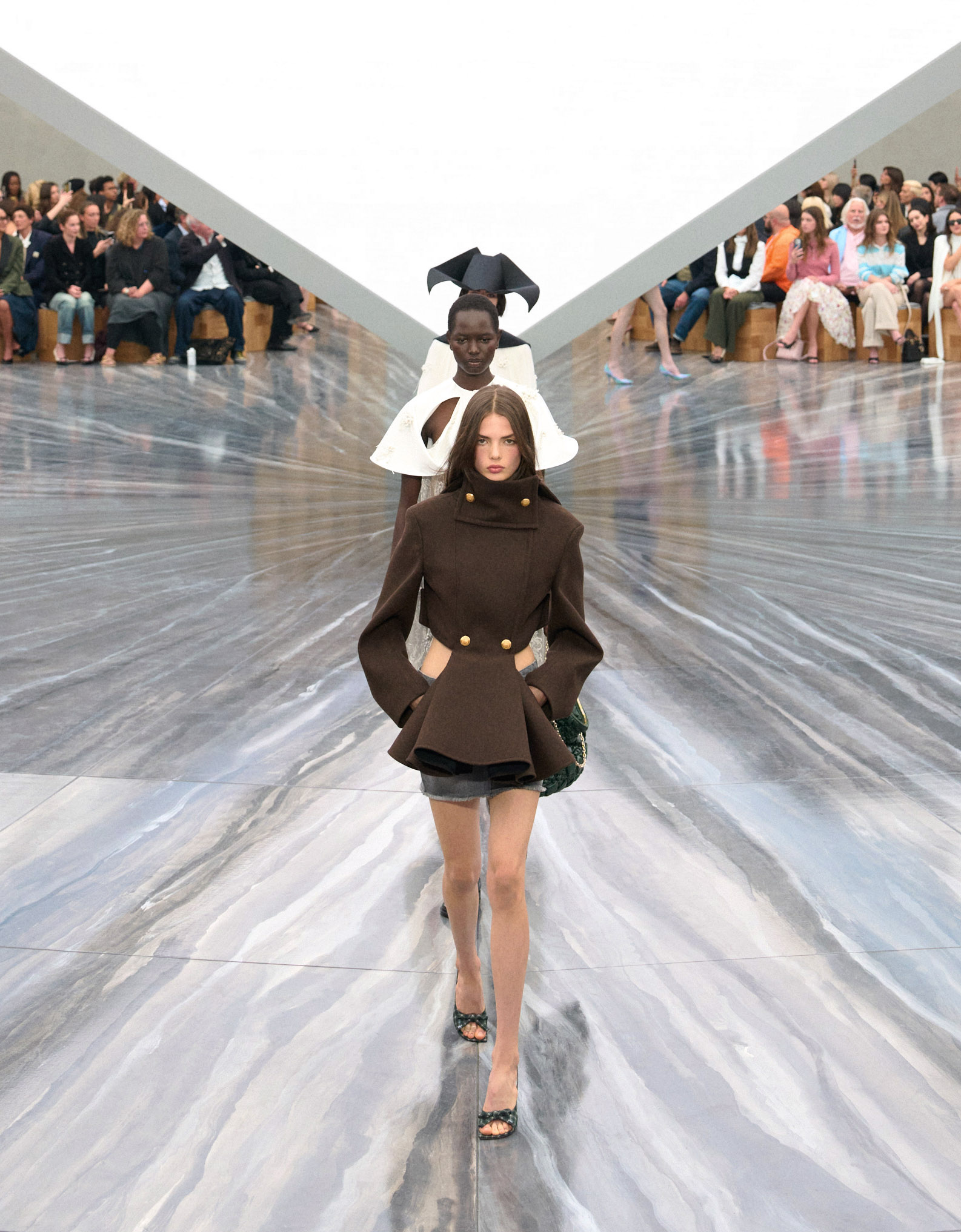 Dior Spring-Summer 2026 FINALE © ADRIEN DIRAND (1) Fashionpress.it