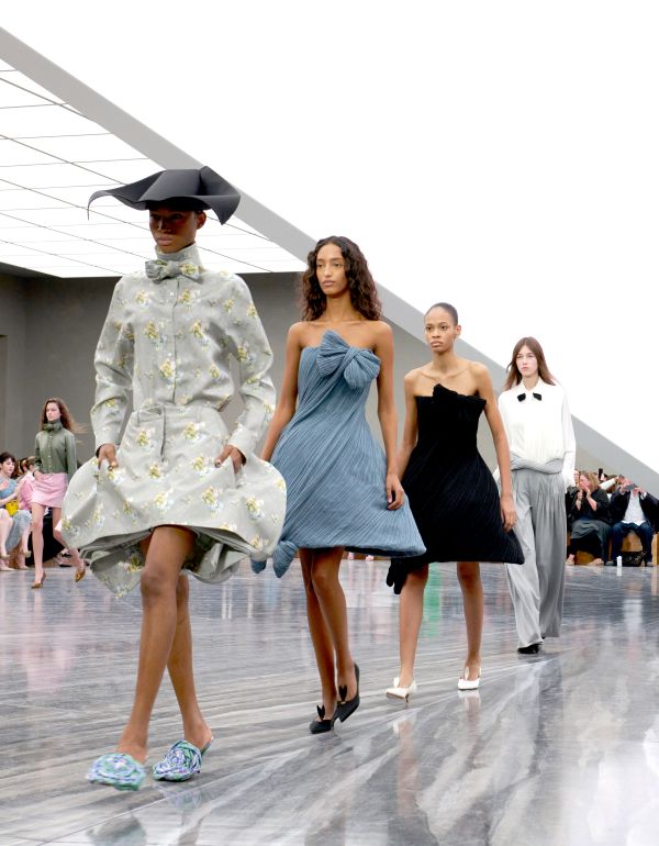 Dior Spring-Summer 2026 FINALE © ADRIEN DIRAND Fashionpress.it