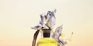 Louis Vuitton svela Fantasmagory, il nuovo Extrait nato dall’incontro di Jacques Cavallier Belletrud e Frank Gehry Louis Vuitton svela Fantasmagory, il nuovo Extrait nato dall’incontro delle due menti creative Jacques Cavallier Belletrud e Frank Gehry.