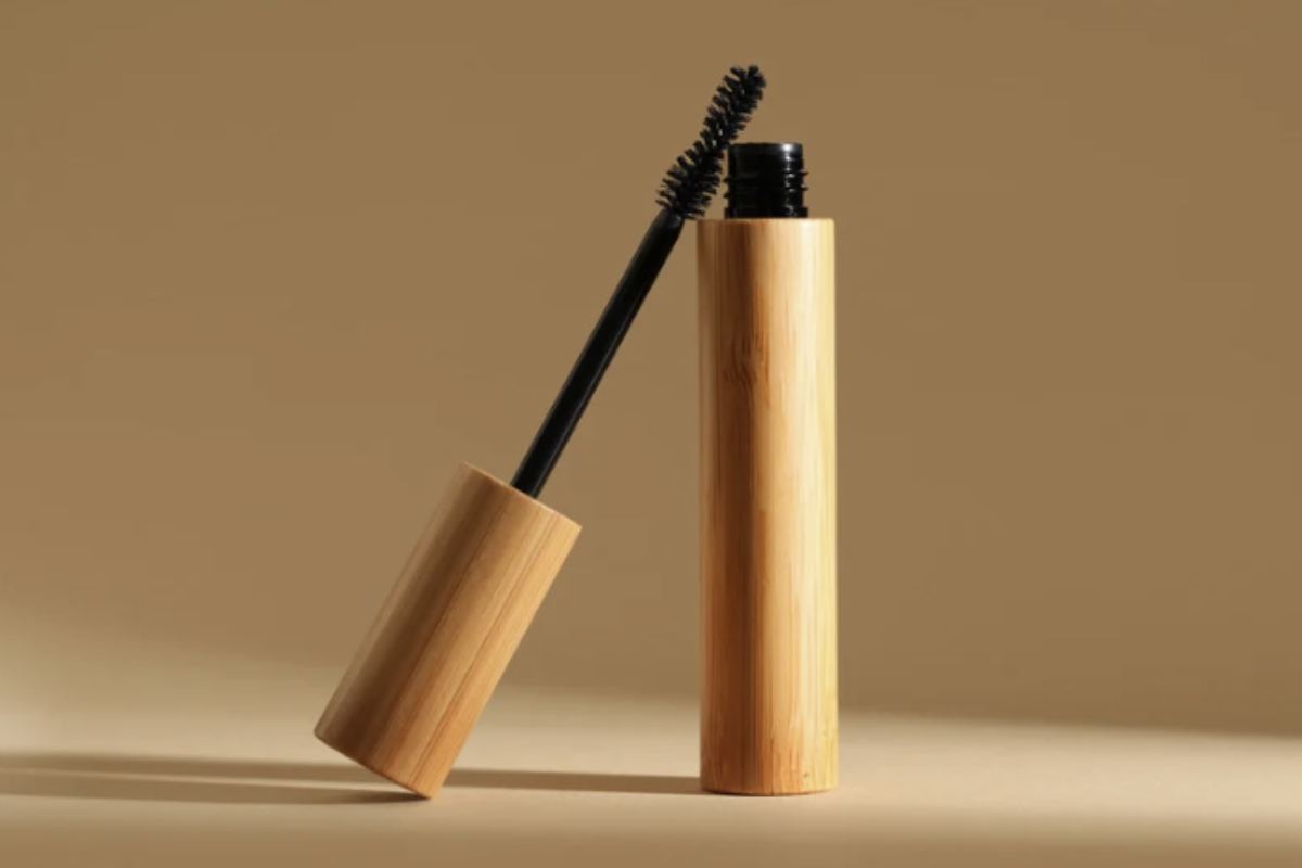 Uno dei problemi più comuni nell’applicazione è la formazione di grumi, che compromette il risultato estetico e la durata del make-up.