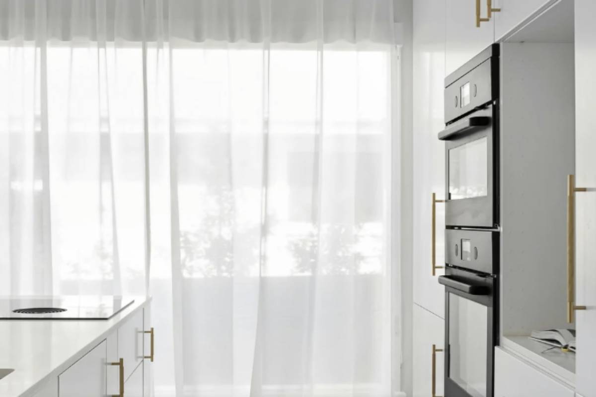 Le tende rappresentano un dettaglio di rilievo nell’arredo domestico: oltre a garantire la privacy, conferiscono personalità